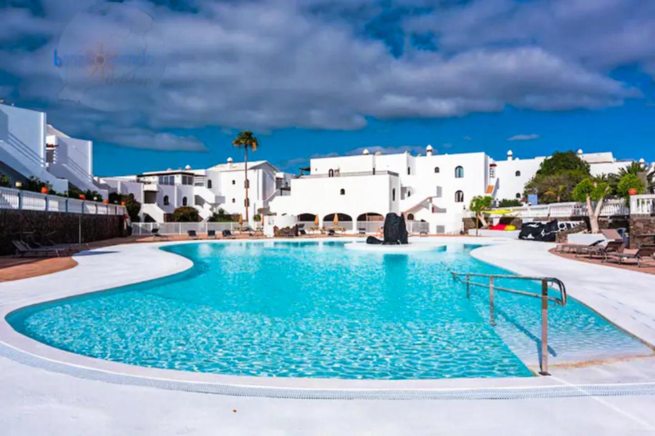 Ferienwohnung New Pools Wonderful Views Ac Costa Teguise Exterior foto