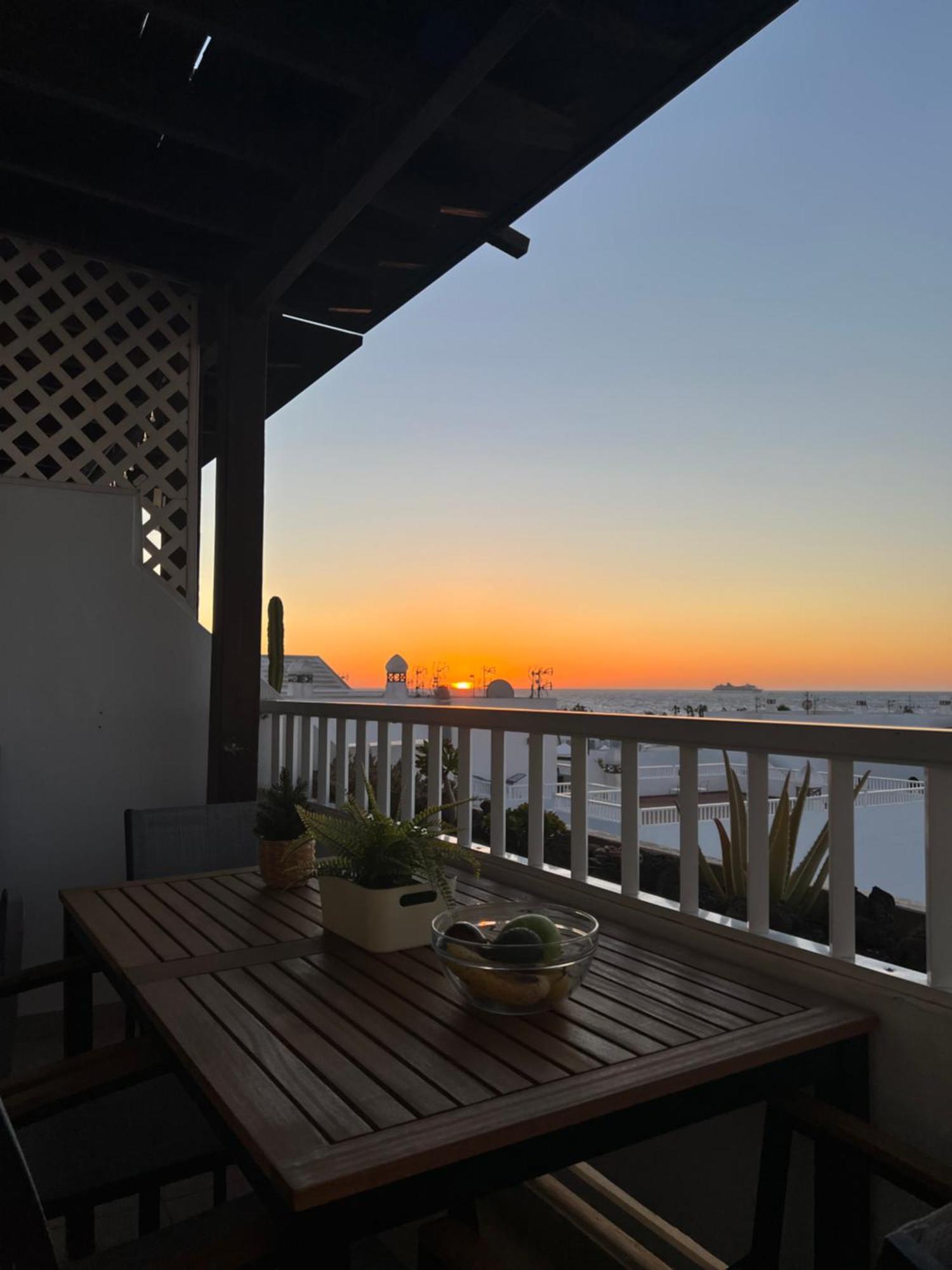 Ferienwohnung New Pools Wonderful Views Ac Costa Teguise Exterior foto