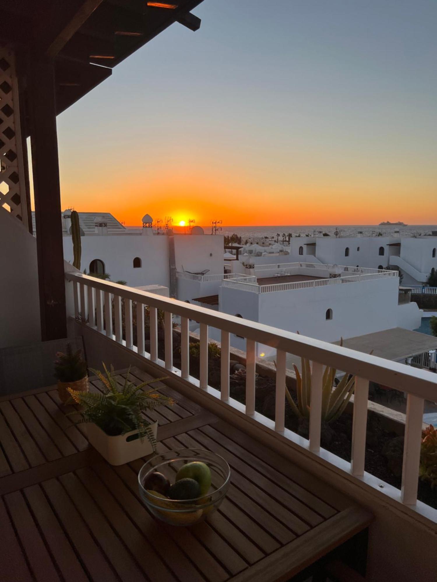 Ferienwohnung New Pools Wonderful Views Ac Costa Teguise Exterior foto