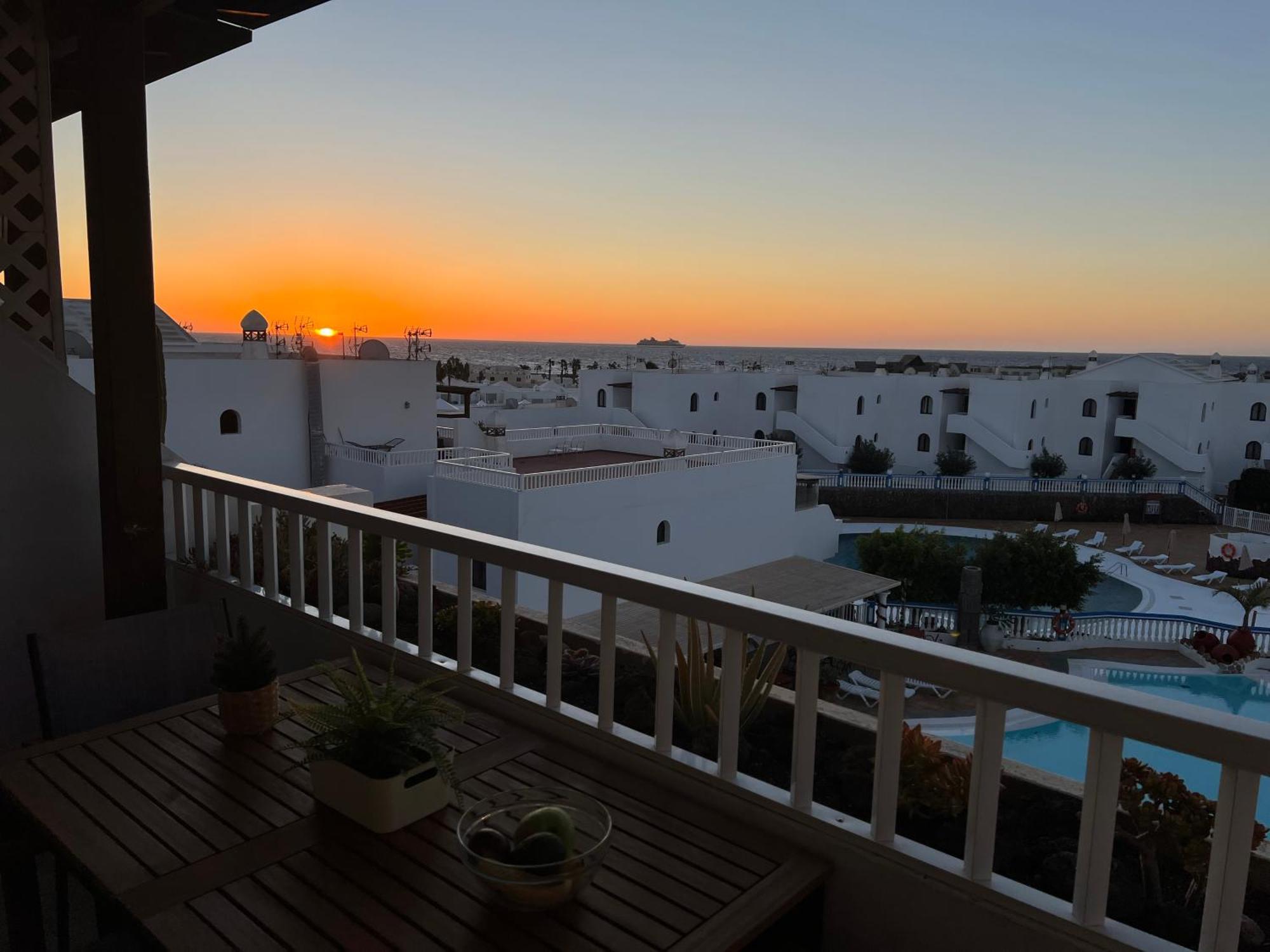 Ferienwohnung New Pools Wonderful Views Ac Costa Teguise Exterior foto